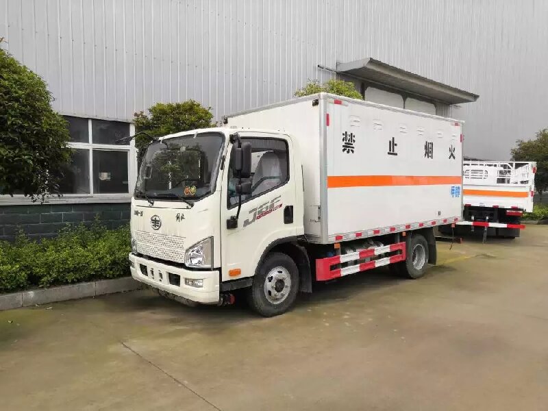 蘇州到蘭州危險品運輸