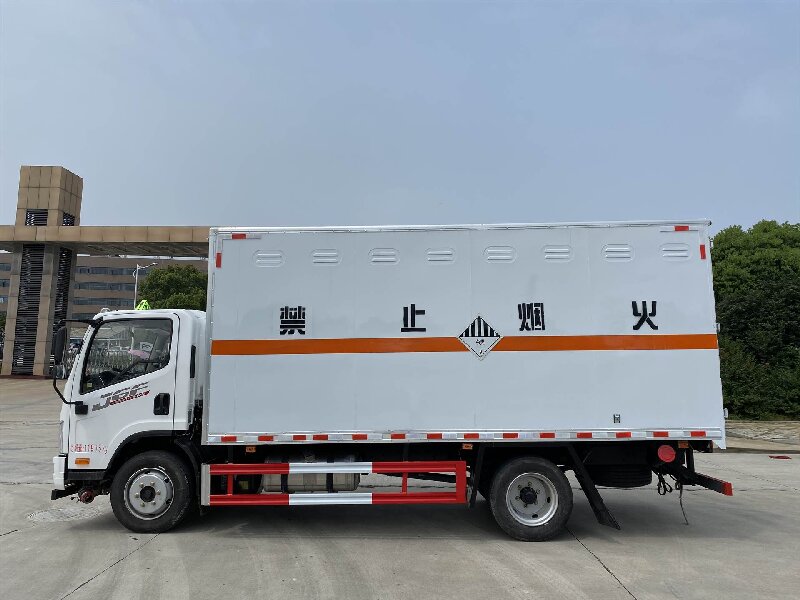 蘇州到慶陽危險品運(yùn)輸